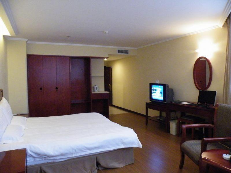 Greentree Inn Guiyang Penshuichi Business Hotel Oda fotoğraf