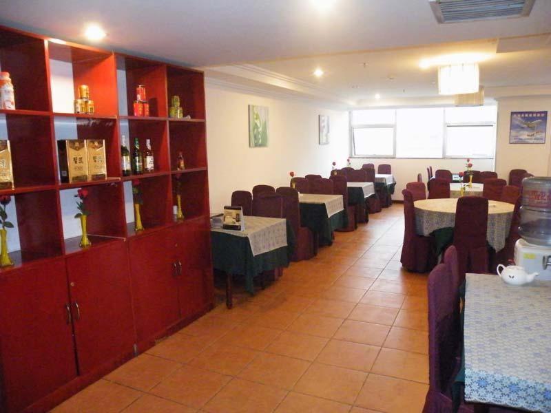 Greentree Inn Guiyang Penshuichi Business Hotel Dış mekan fotoğraf