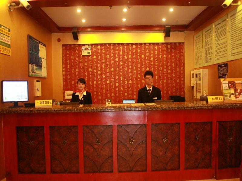 Greentree Inn Guiyang Penshuichi Business Hotel Dış mekan fotoğraf
